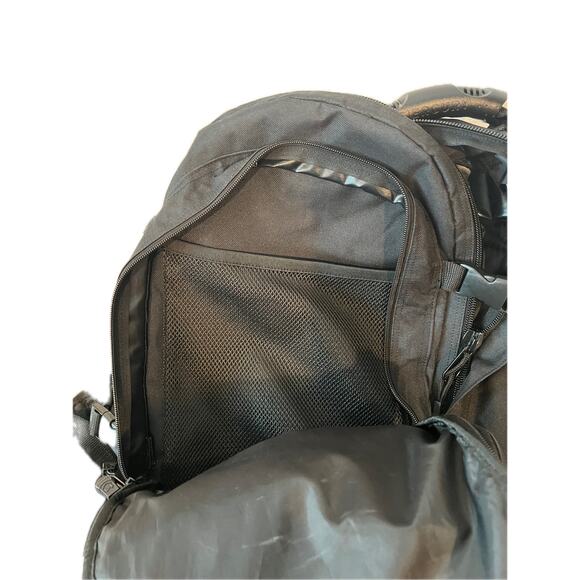 Mercury Black XL Tactical Backpack w Hip Flaps - Picture 4 of 6